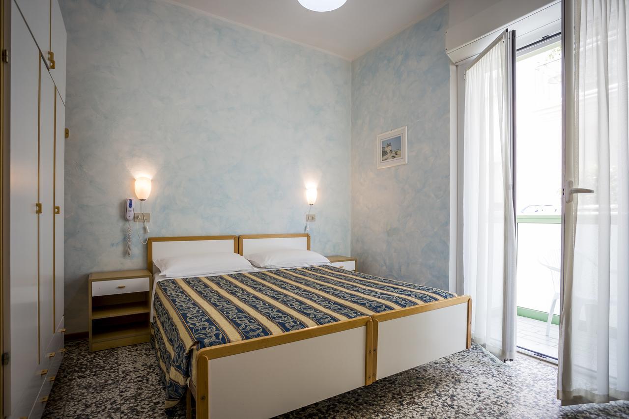 Costa Del Sole Only Room Milano Marittima Exteriér fotografie