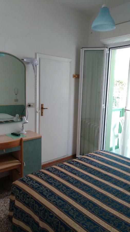 Costa Del Sole Only Room Milano Marittima Exteriér fotografie